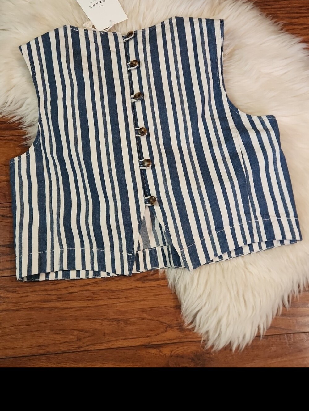 Sezan Davy Vertical Stripe Button Back Tank Top - Picture 3 of 6